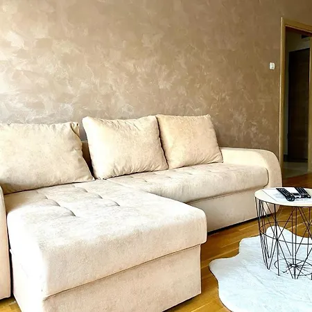 Nakii Apartment