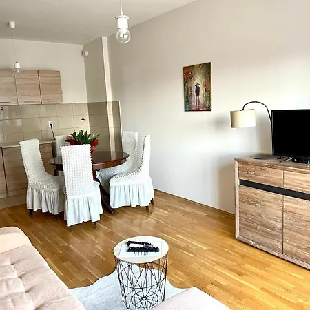 Nakii Apartment